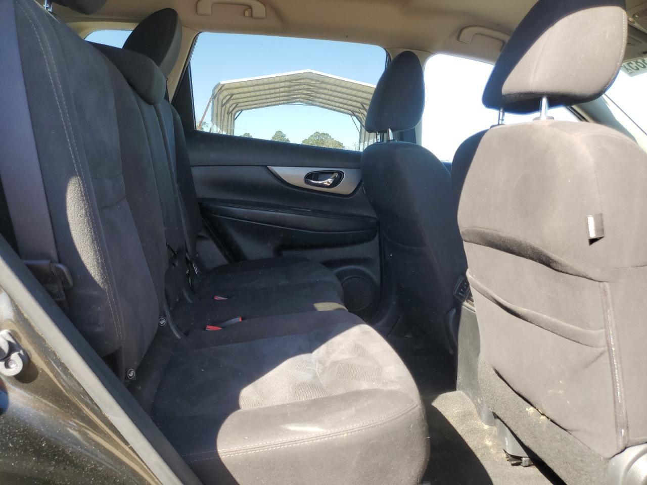 2016 Nissan Rogue - Image 12