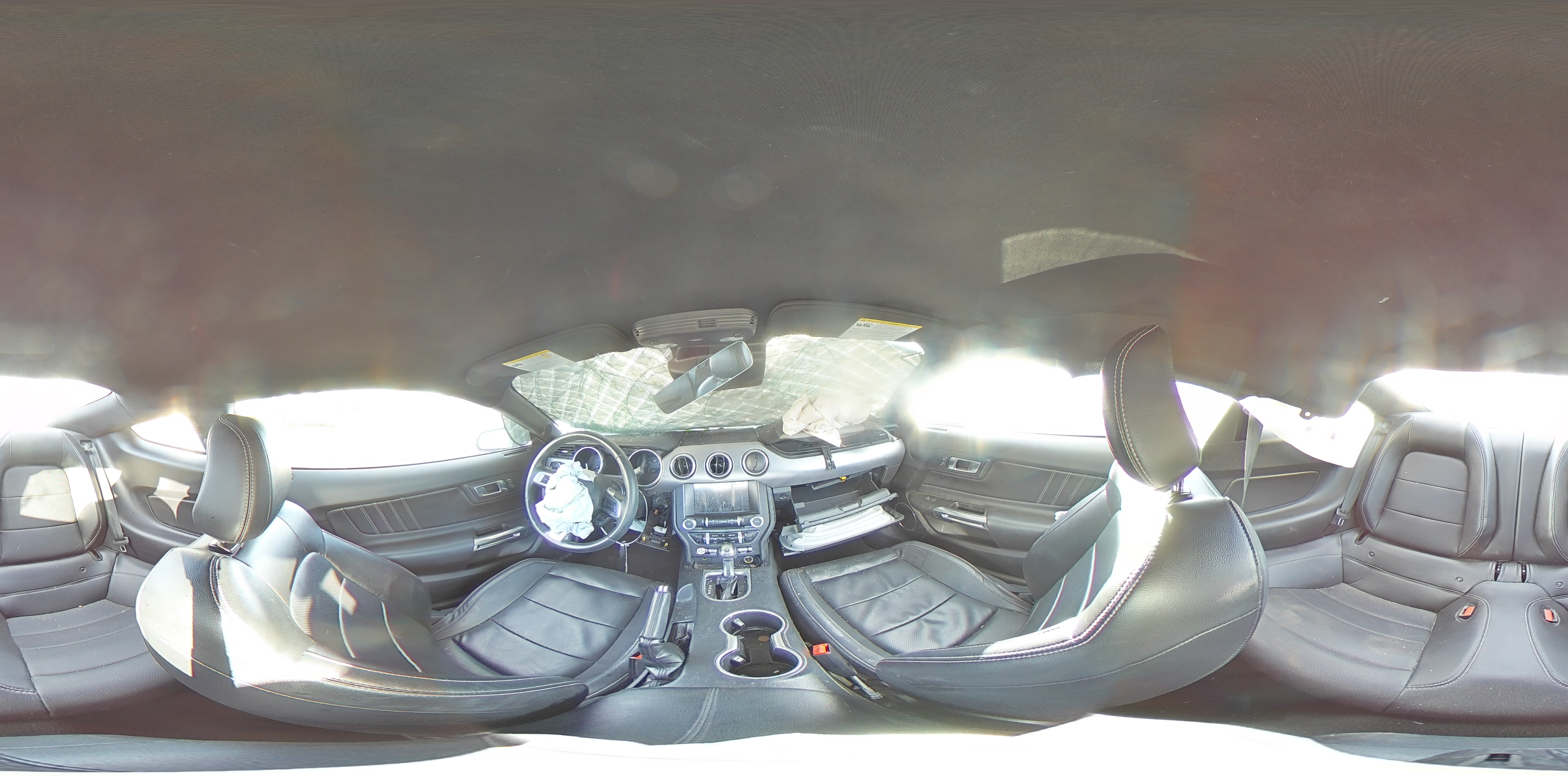 2021 Ford Mustang - Image 13