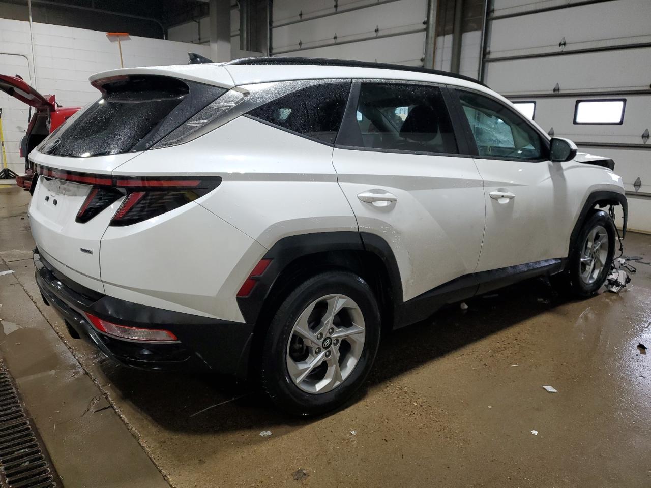 2022 Hyundai Tucson - Image 3