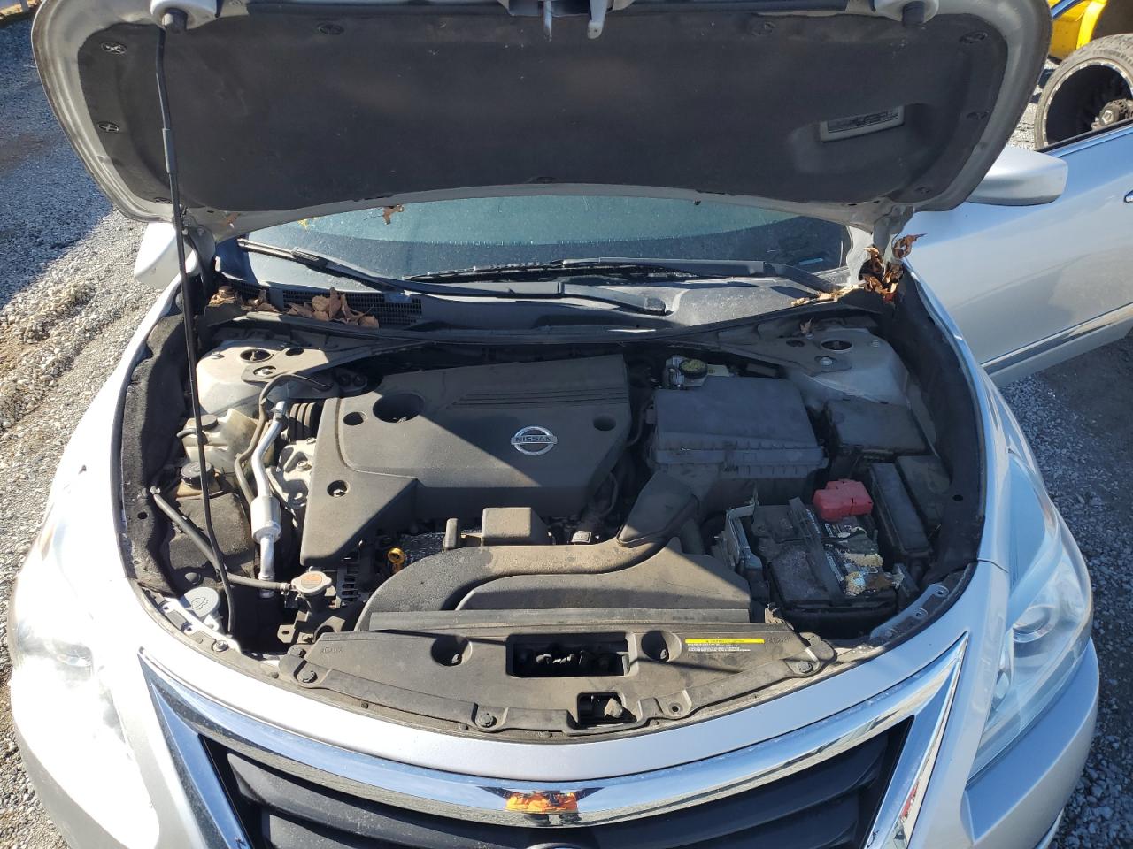 2015 Nissan Altima - Image 11