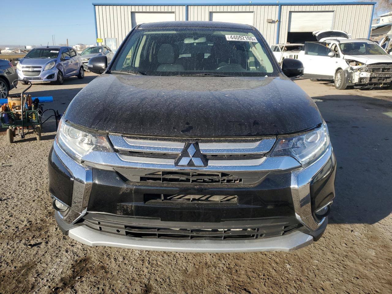2018 Mitsubishi Outlander - Image 5