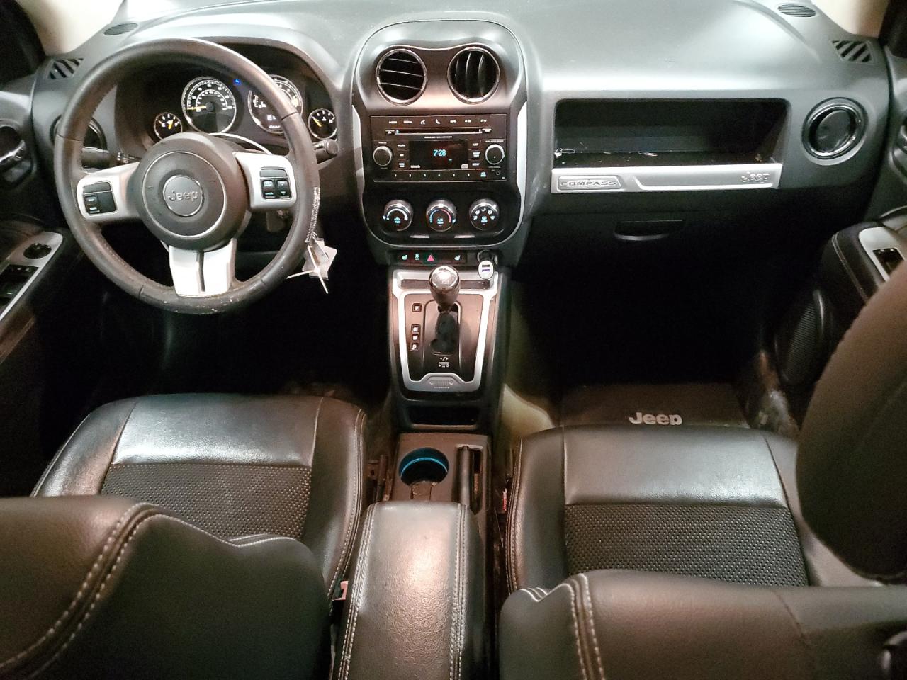 2016 Jeep Compass - Image 8