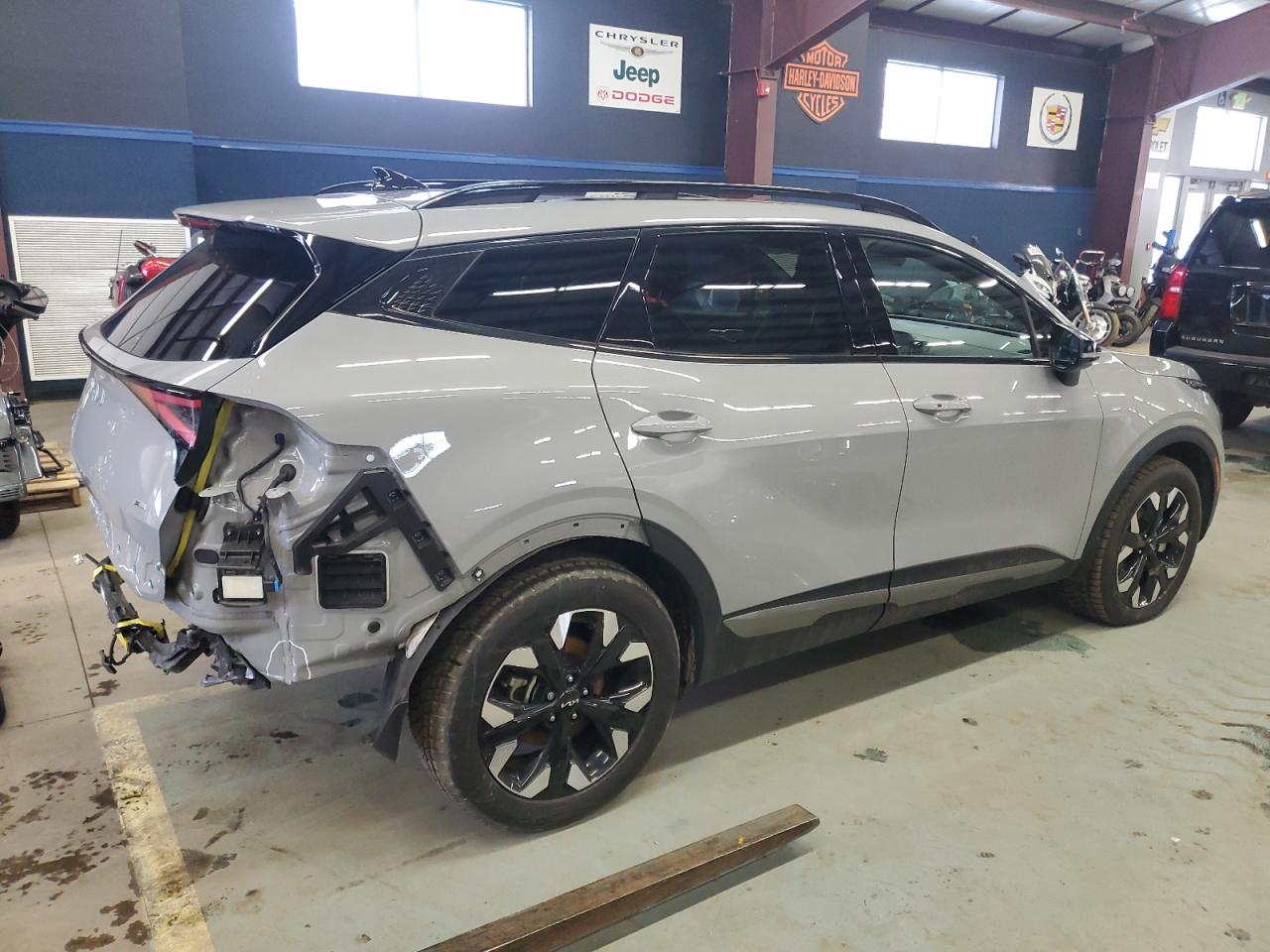 2023 Kia Sportage - Image 3