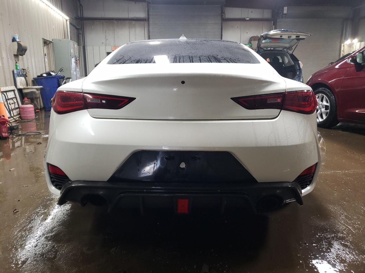 2017 Infiniti Q60 - Image 6
