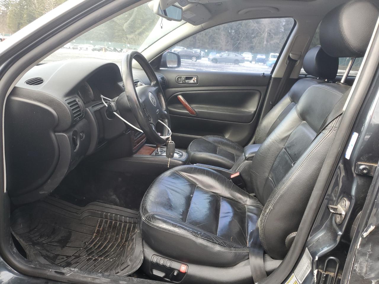 2004 Volkswagen Passat - Image 7