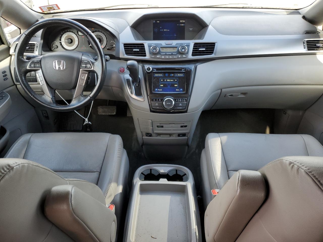2015 Honda Odyssey - Image 8