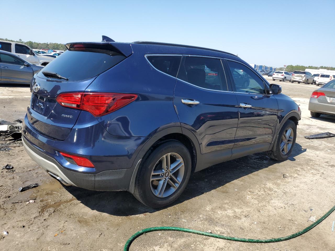 2018 Hyundai Santa Fe - Image 3