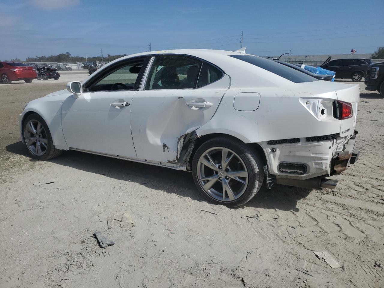 2010 Lexus IS - Image 2
