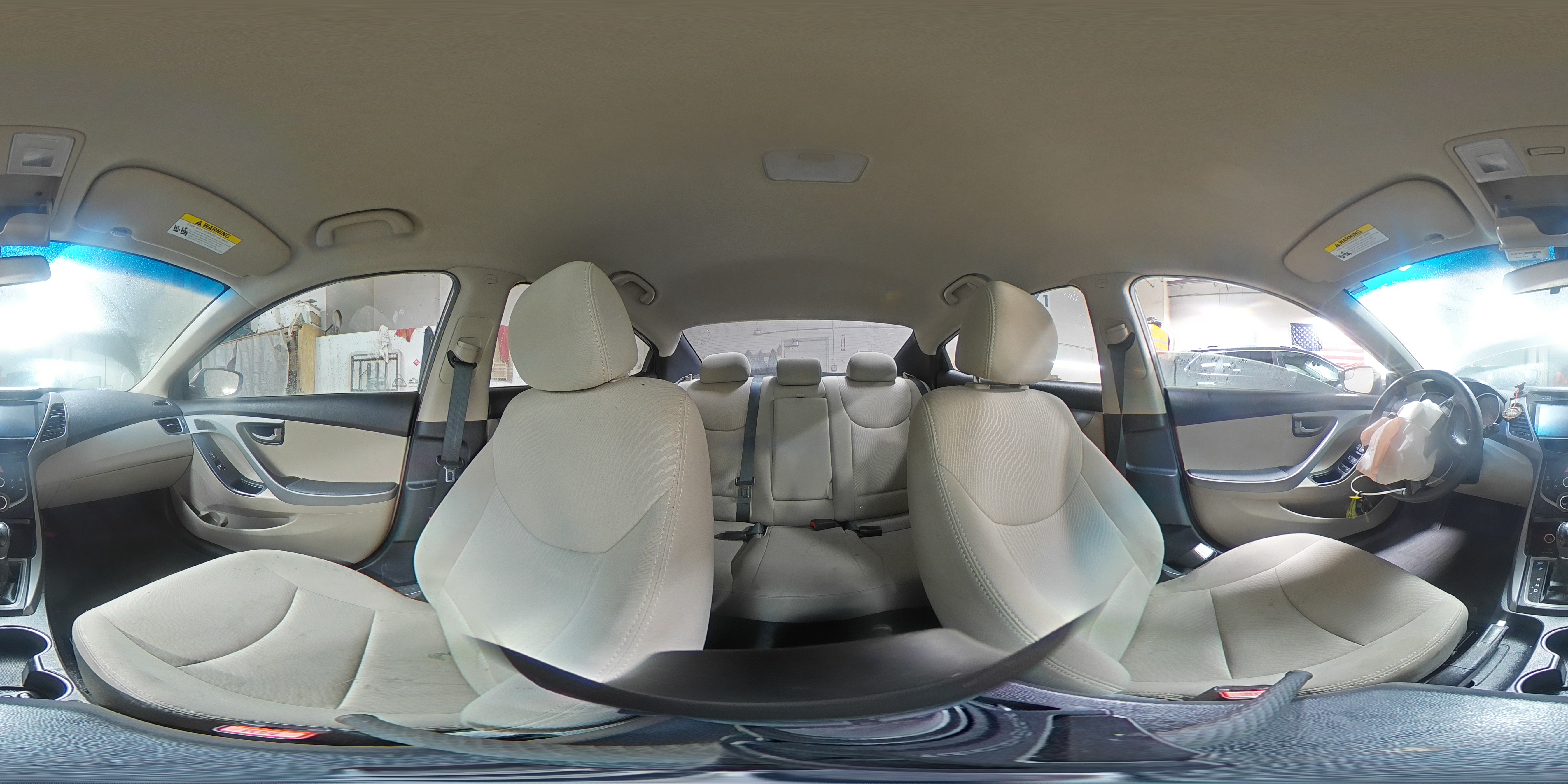 2014 Hyundai Elantra - Image 15