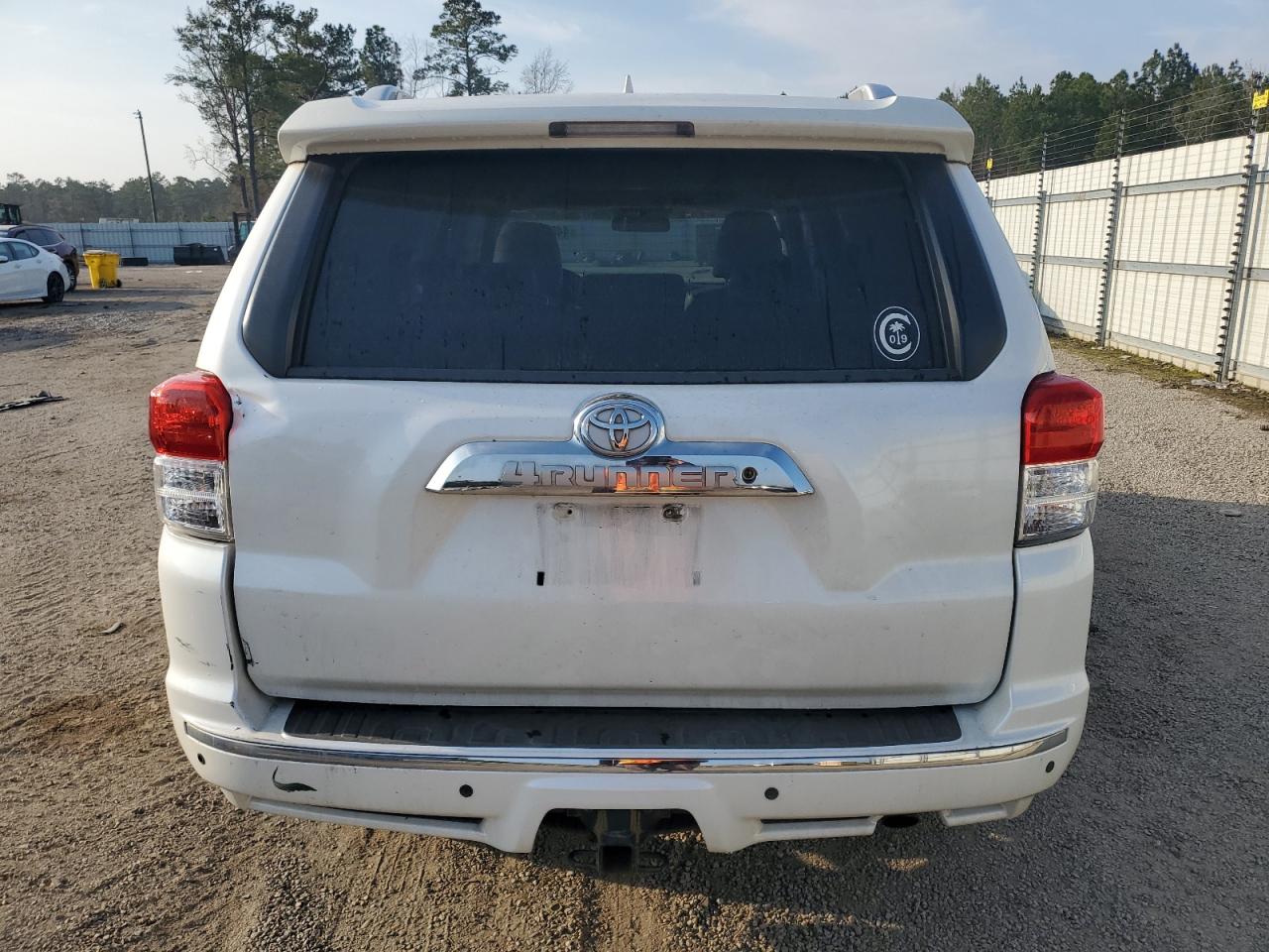 2010 Toyota 4Runner - Image 6