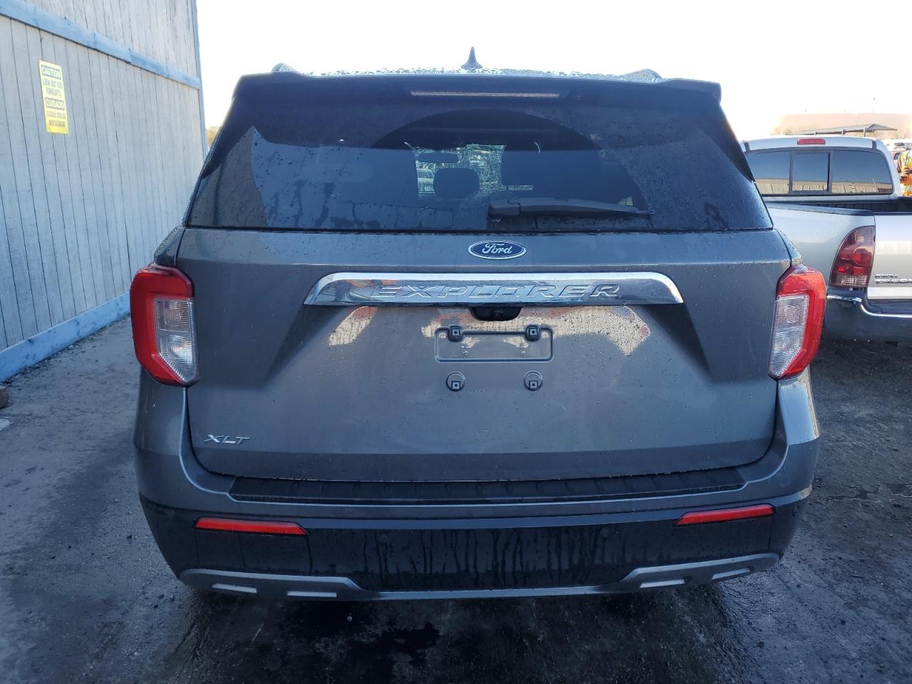2023 Ford Explorer - Image 6