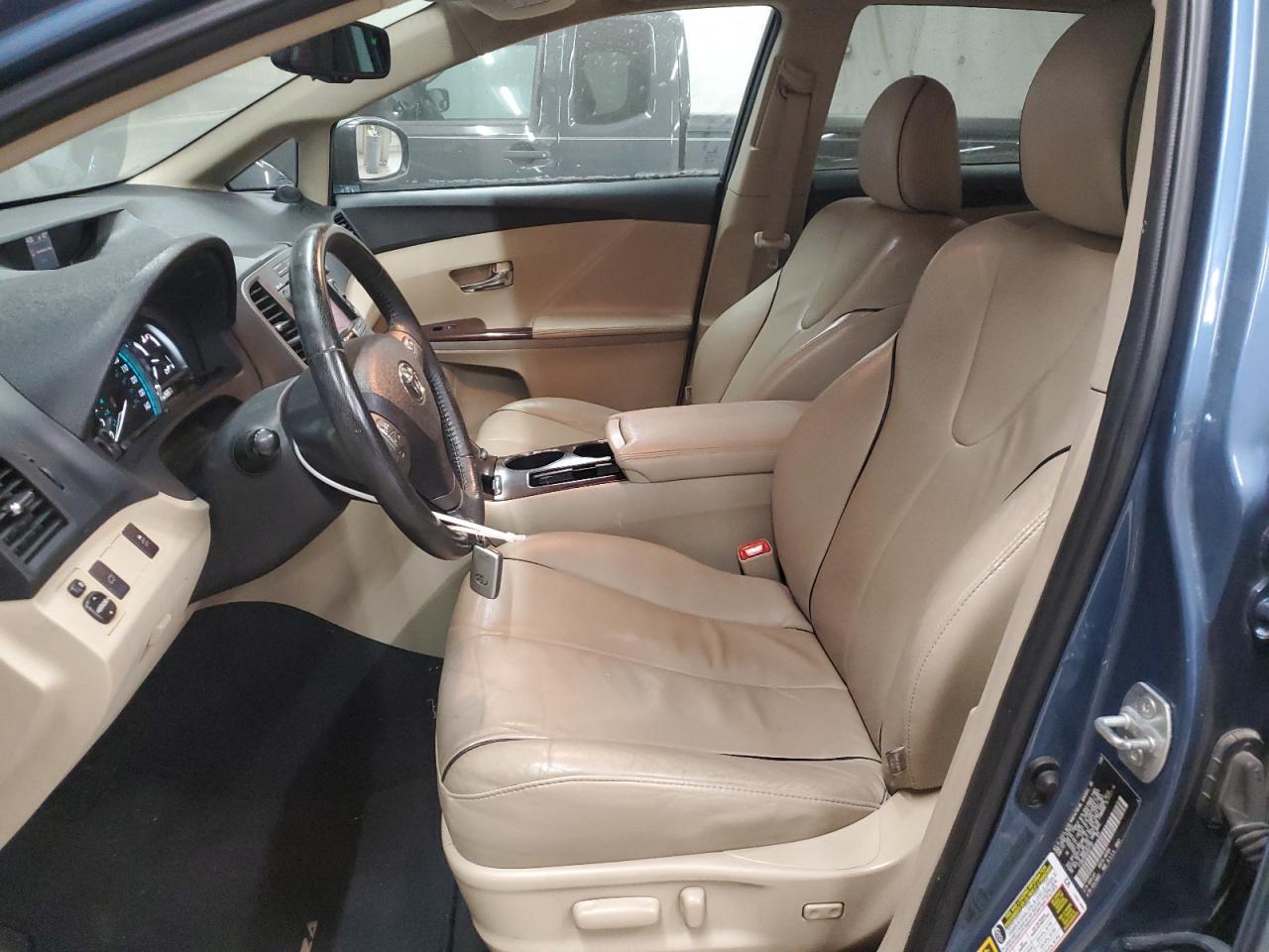 2010 Toyota Venza - Image 7