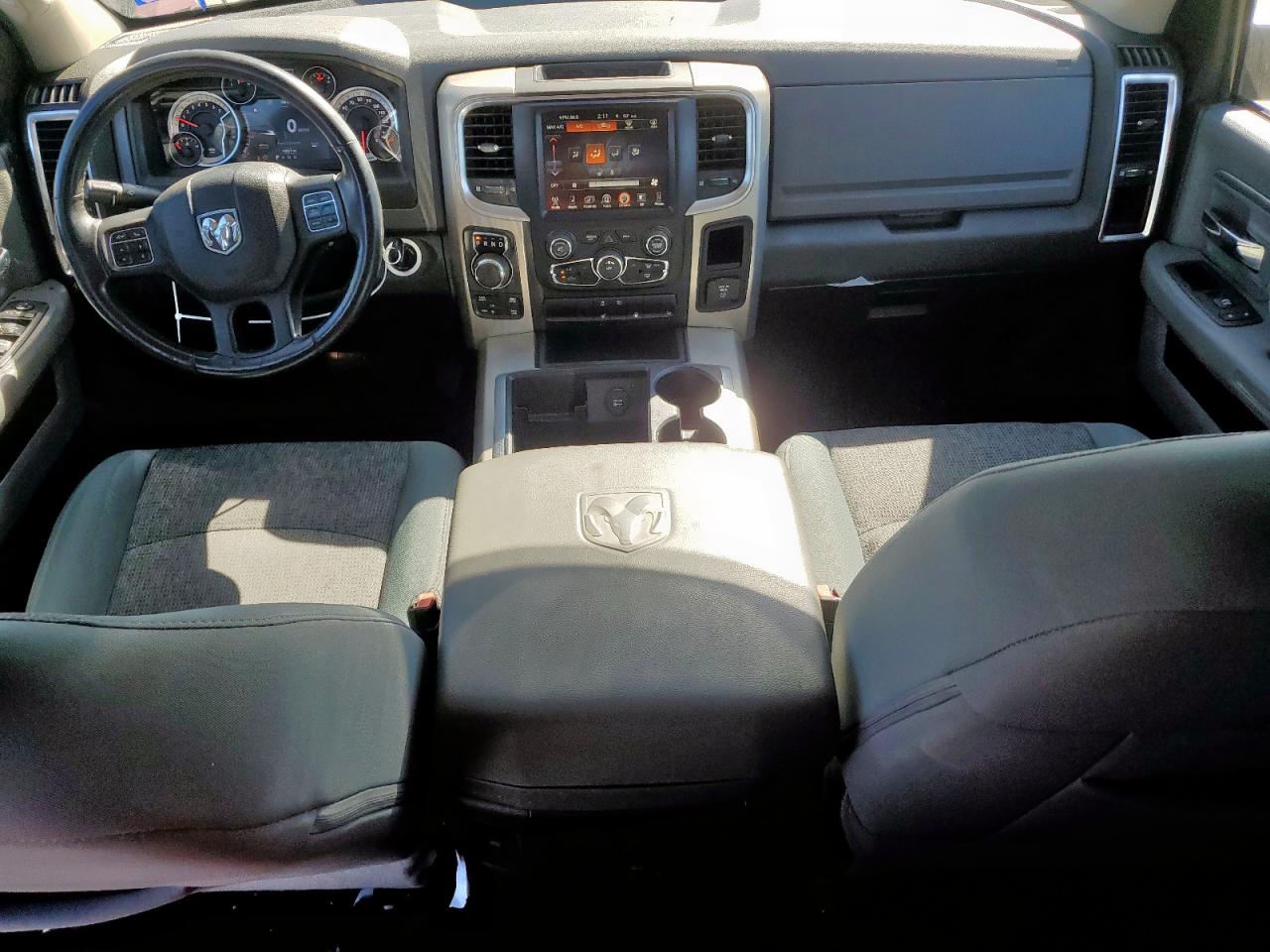 2015 RAM 1500 - Image 8