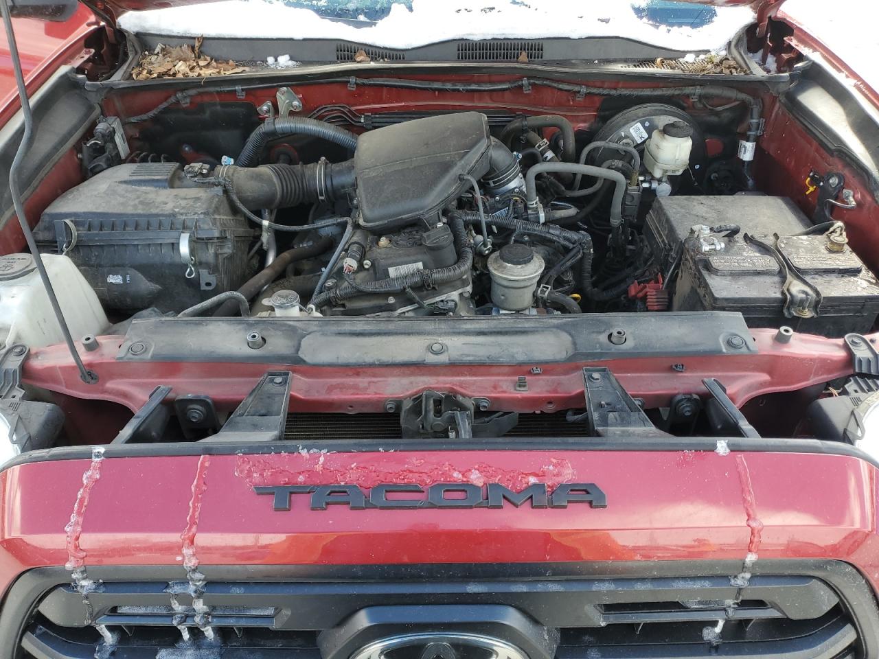 2019 Toyota Tacoma - Image 13