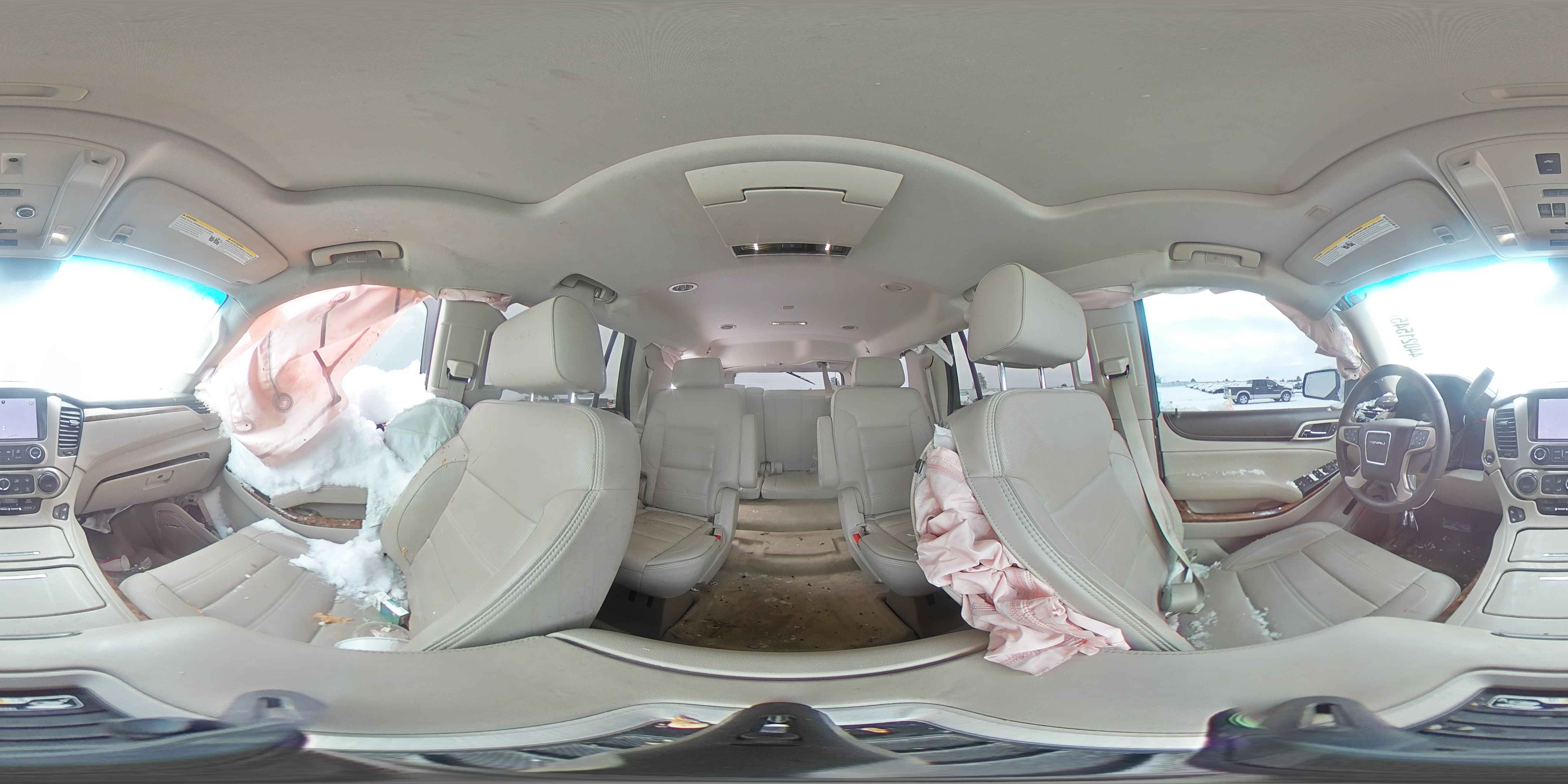 2015 GMC Yukon - Image 13
