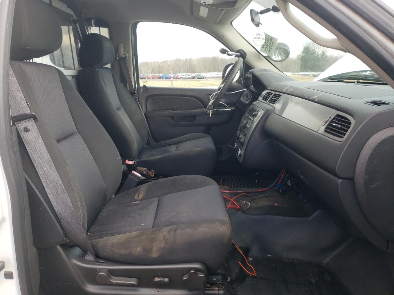 2011 Chevrolet Tahoe - Image 7