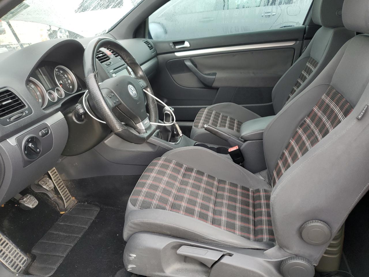 2009 Volkswagen GTI - Image 7