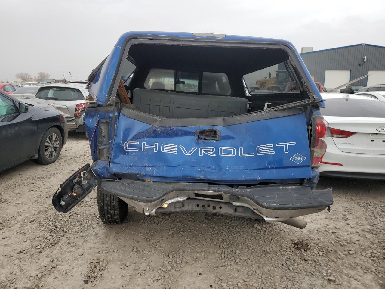 2004 Chevrolet Silverado - Image 6
