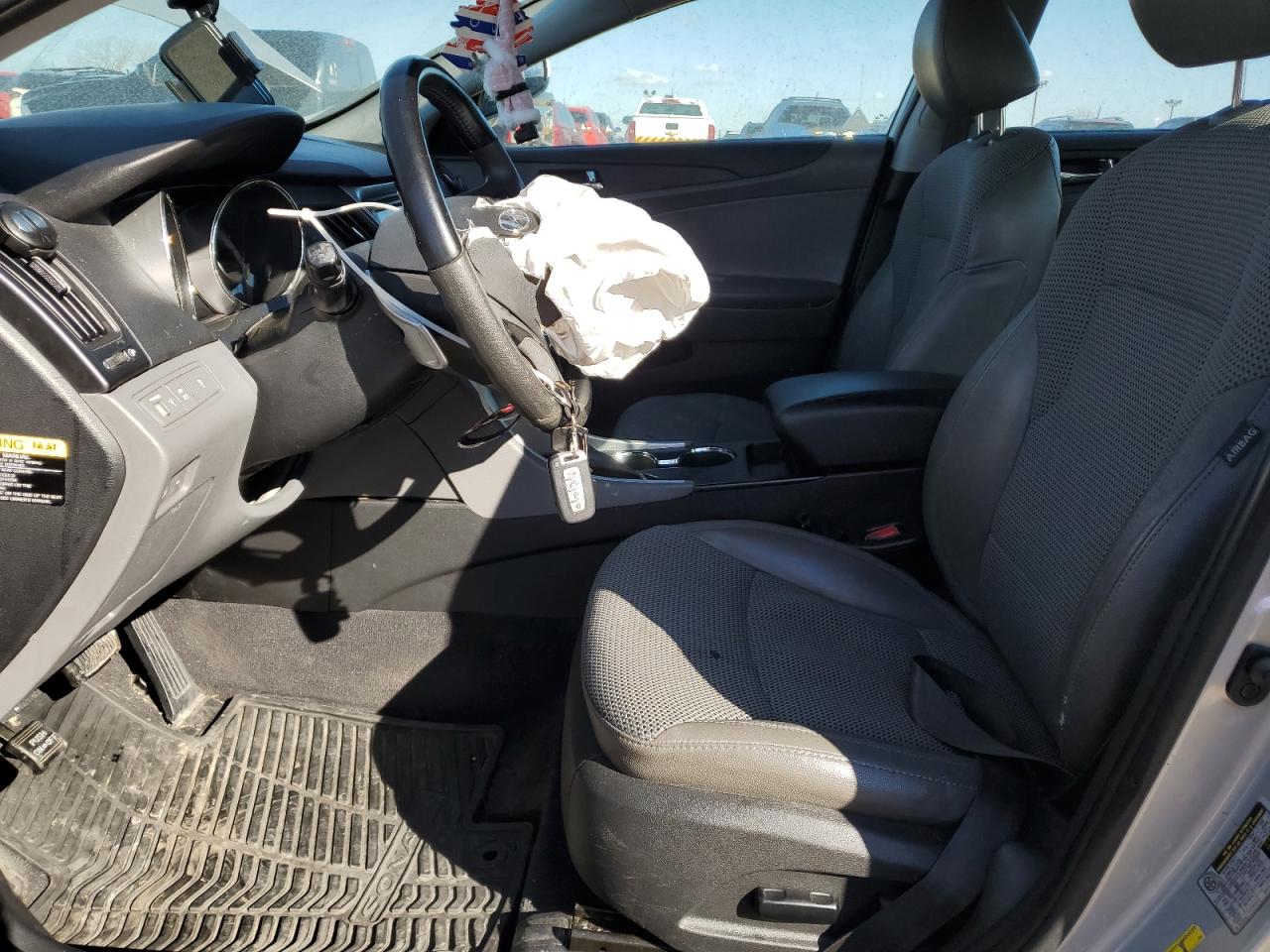 2012 Hyundai Sonata - Image 7