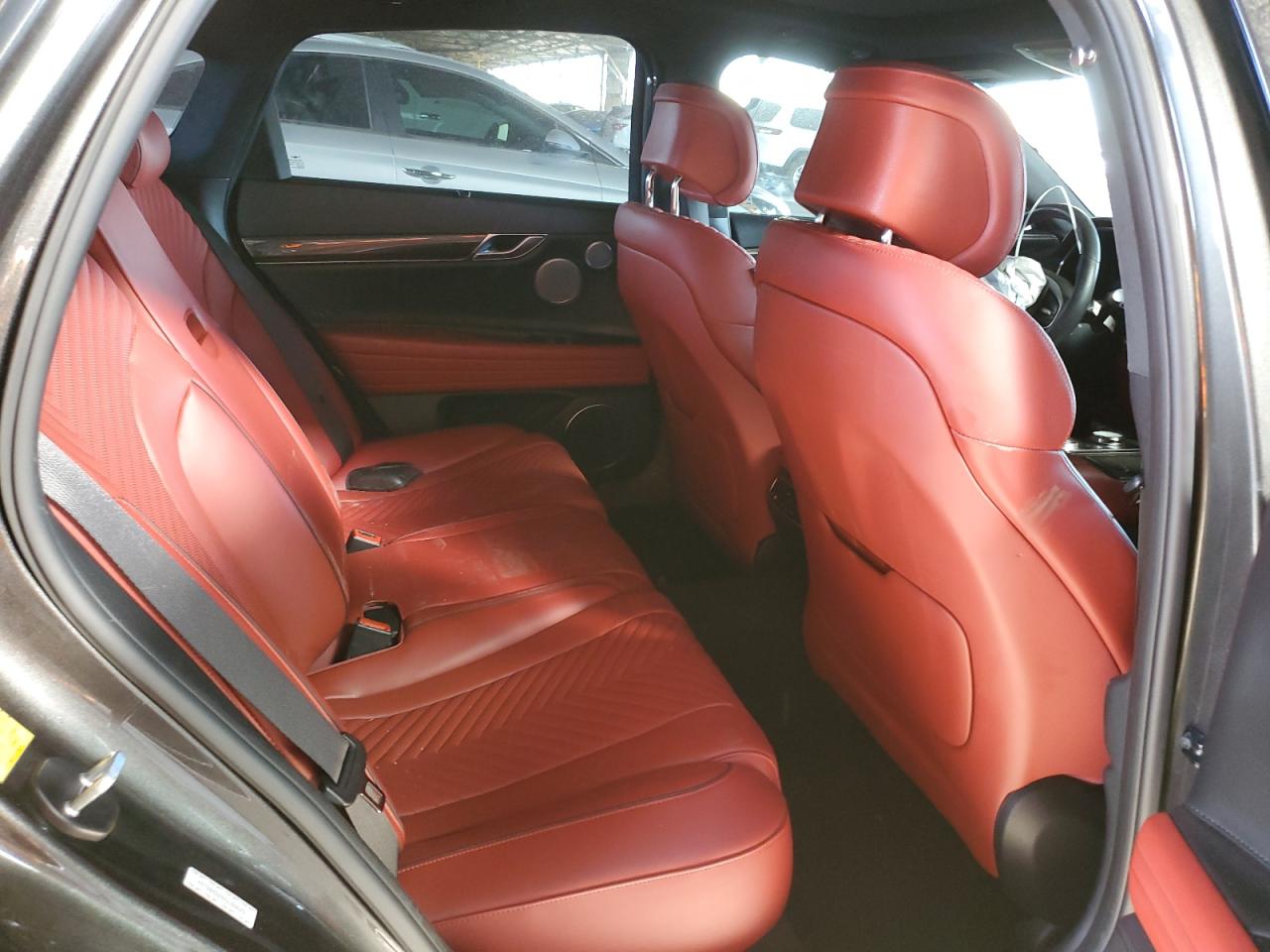 2023 Genesis G80 - Image 10