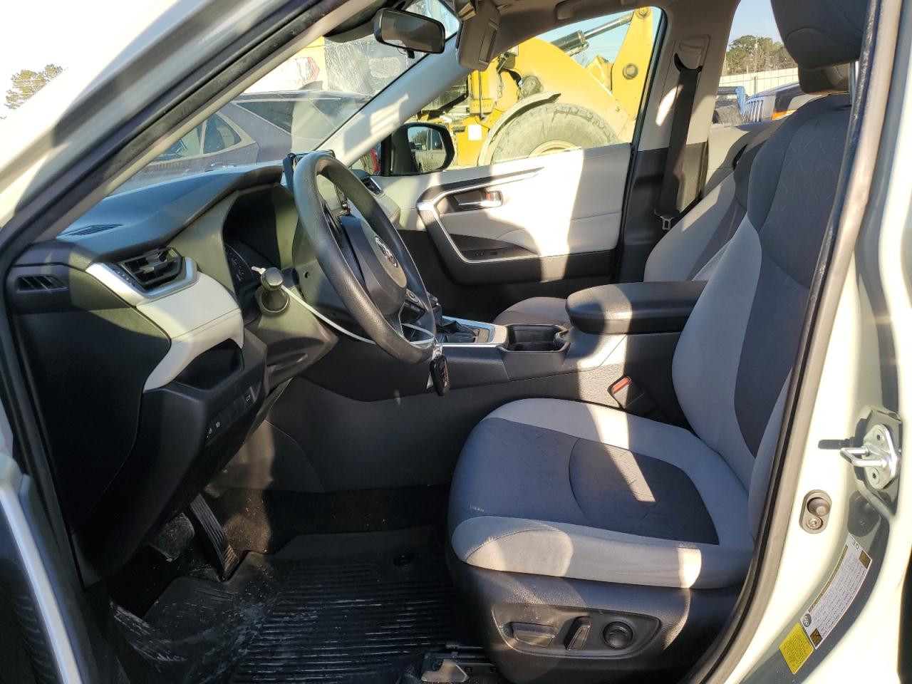 2020 Toyota RAV 4 - Image 7