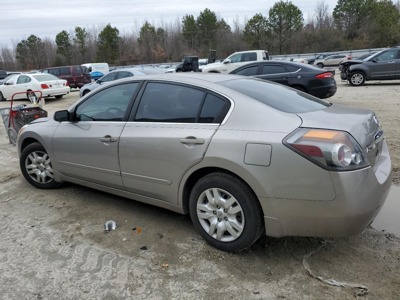 2012 Nissan Altima - Image 2