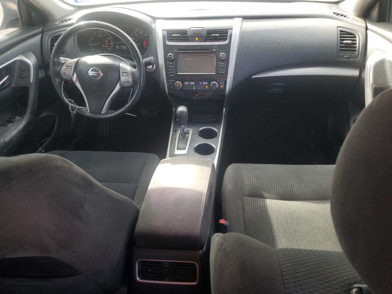 2015 Nissan Altima - Image 8