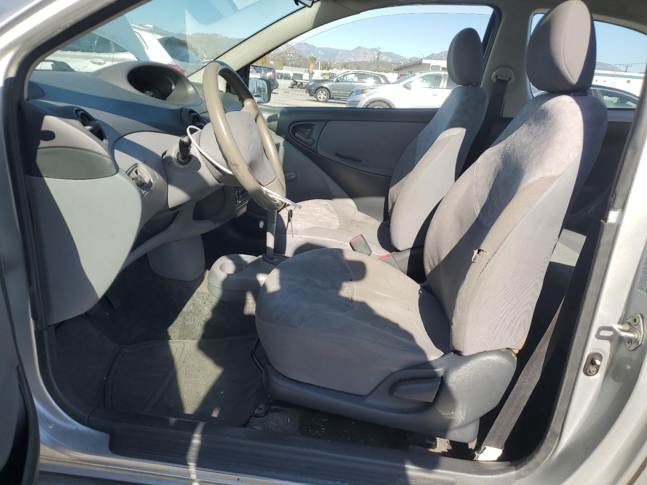 2000 Toyota Echo - Image 7