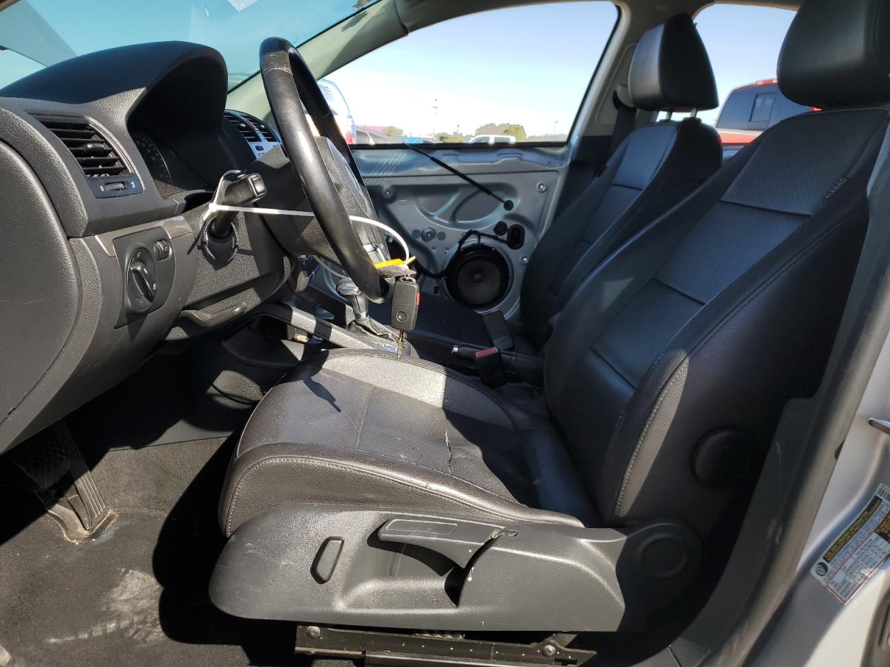 2010 Volkswagen Jetta - Image 7