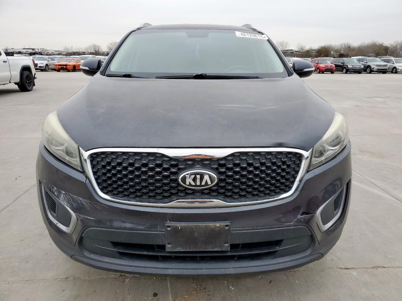2017 Kia Sorento - Image 5
