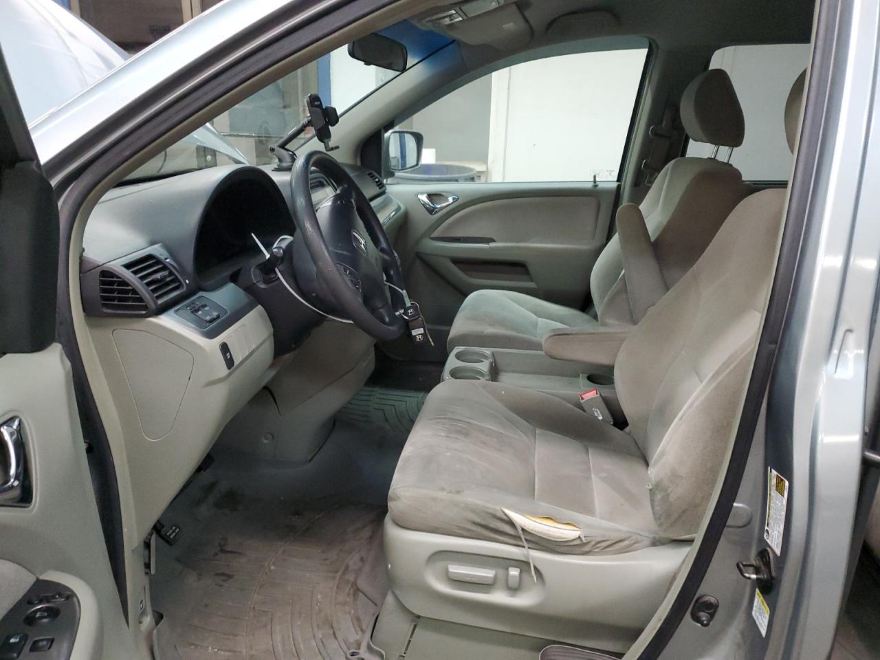2005 Honda Odyssey - Image 7