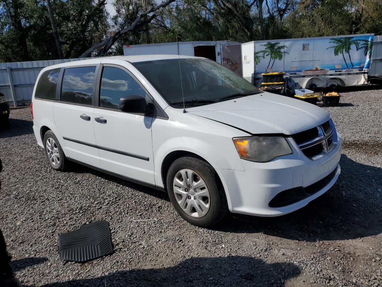 2014 Dodge Caravan - Image 4