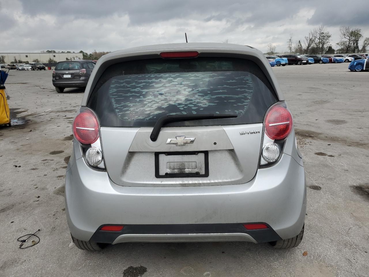 2015 Chevrolet Spark - Image 6