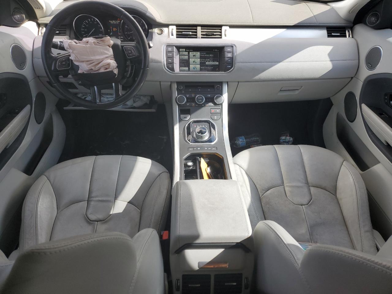2015 Land Rover Range Rover - Image 8