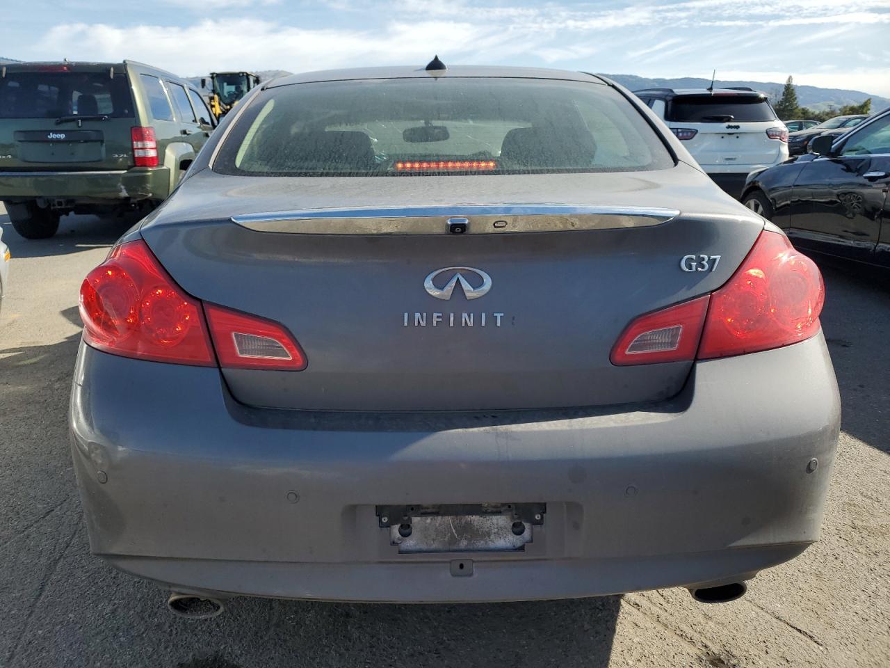 2012 Infiniti G - Image 6
