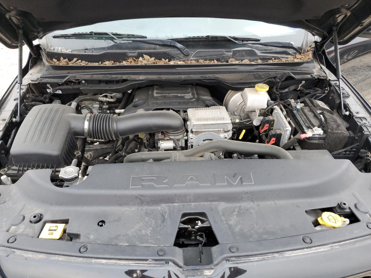 2021 RAM 1500 - Image 11