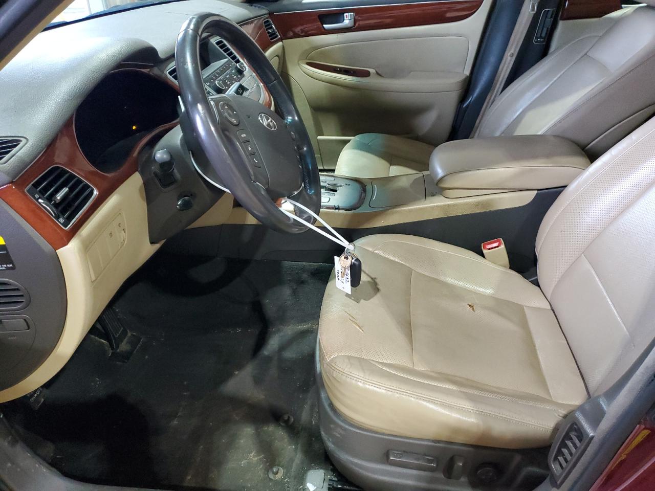 2012 Hyundai Genesis - Image 7