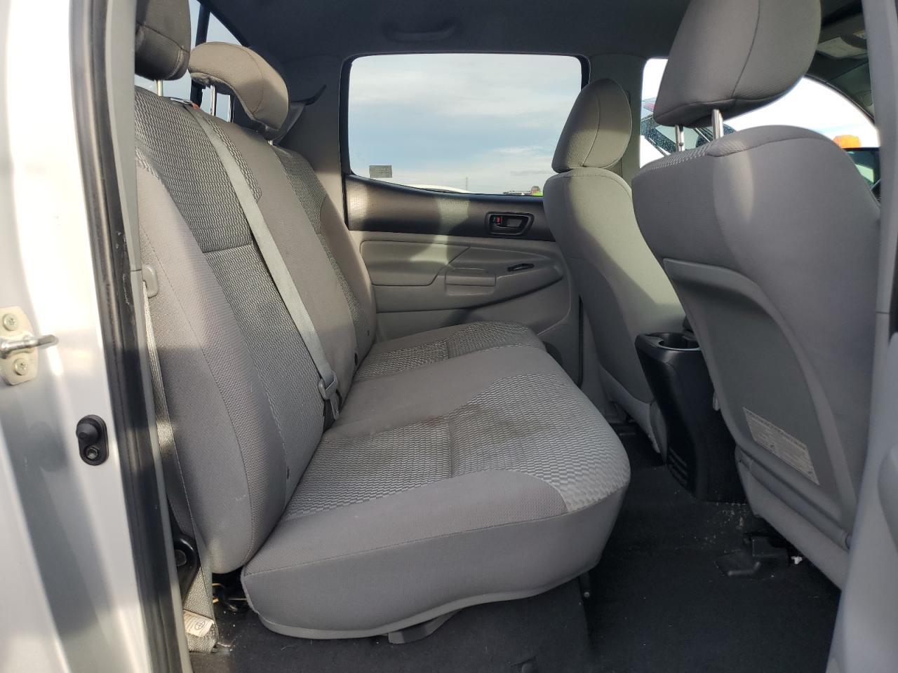 2013 Toyota Tacoma - Image 10