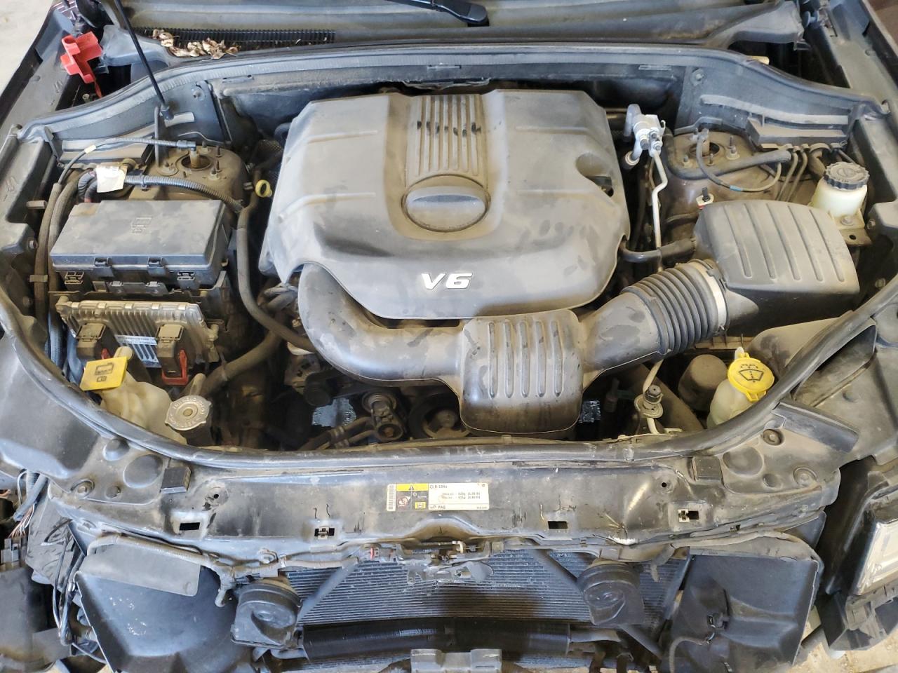 2014 Jeep Grand Cherokee - Image 12