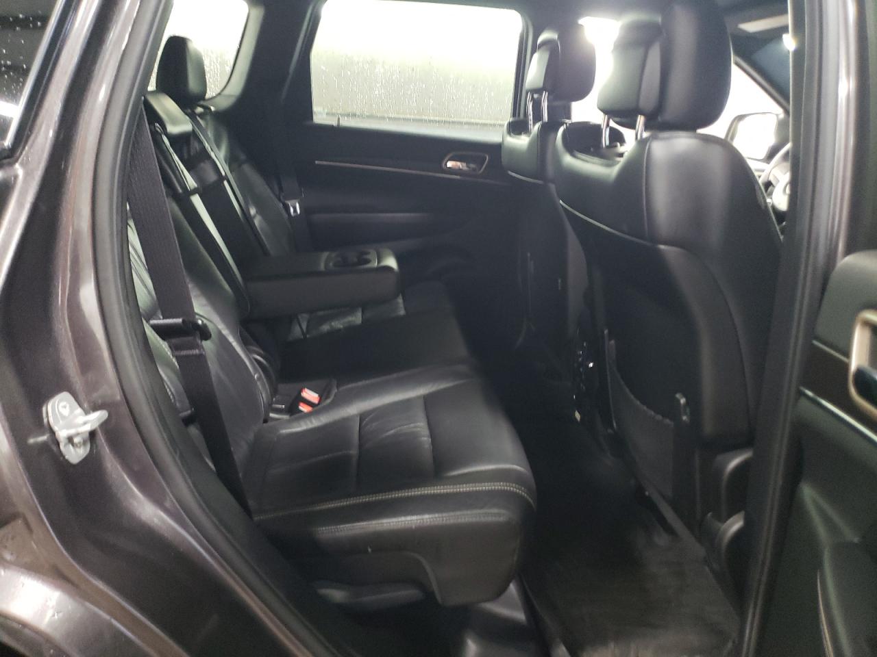 2014 Jeep Grand Cherokee - Image 10