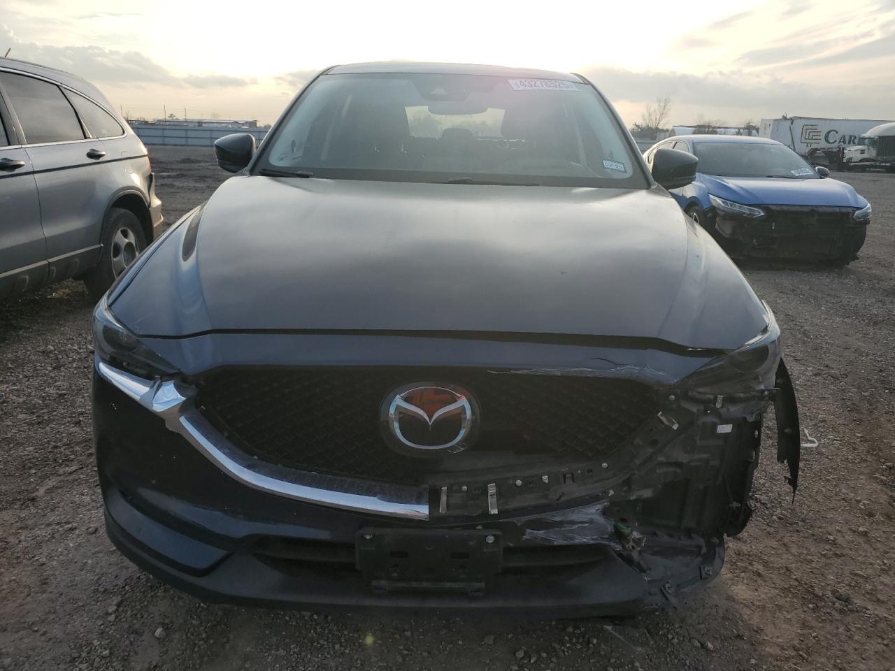 2018 Mazda CX-5 - Image 5