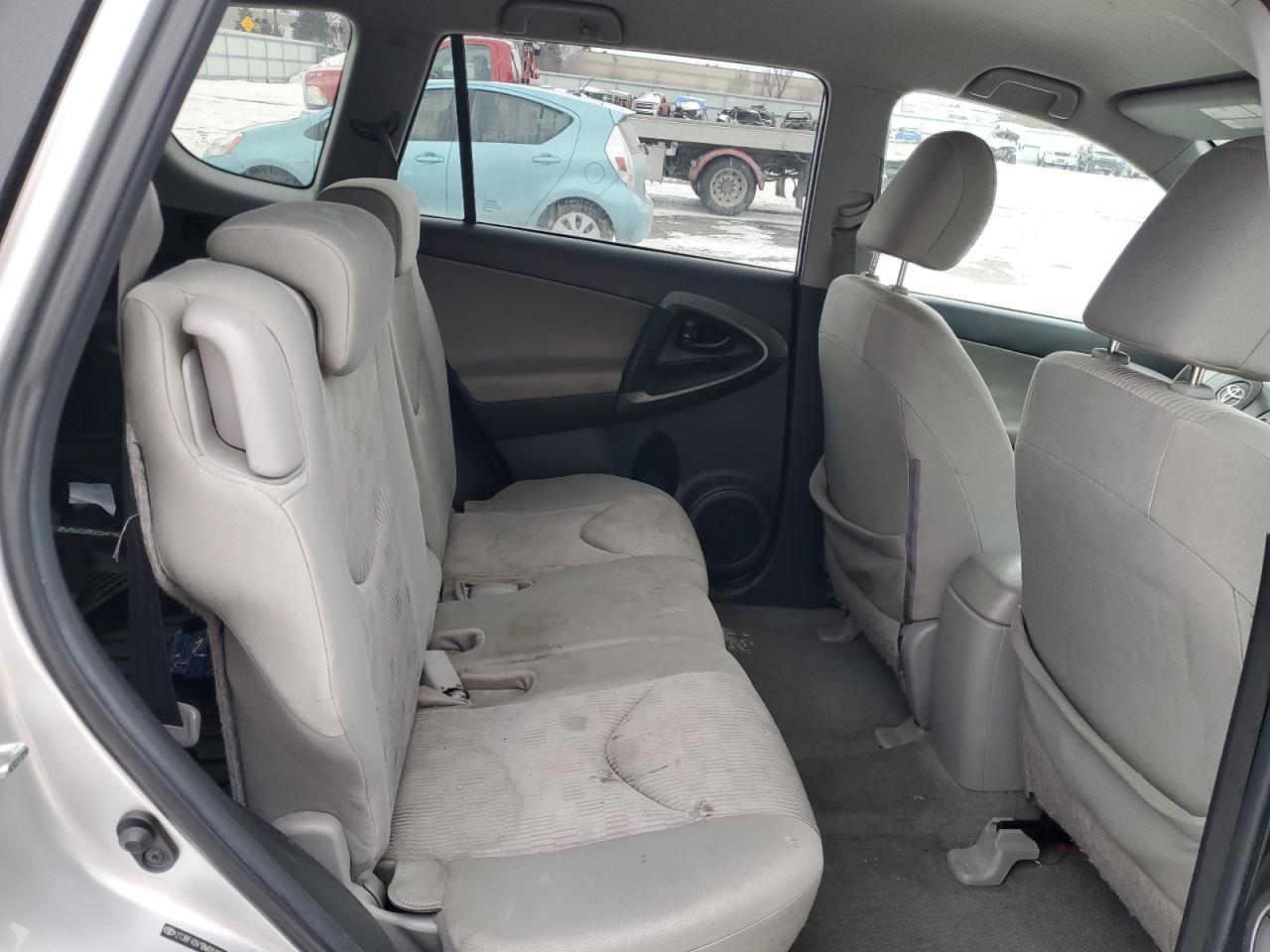 2011 Toyota RAV 4 - Image 11