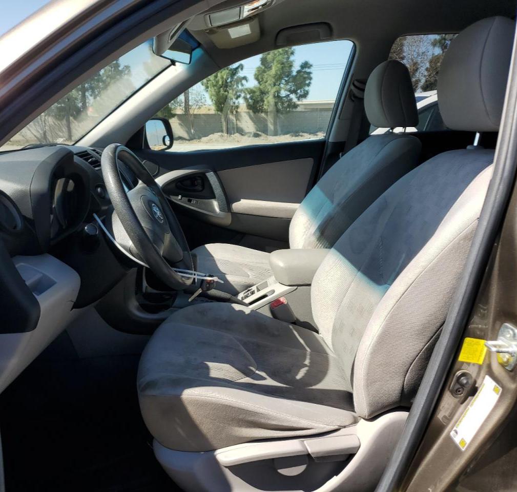 2011 Toyota RAV 4 - Image 7