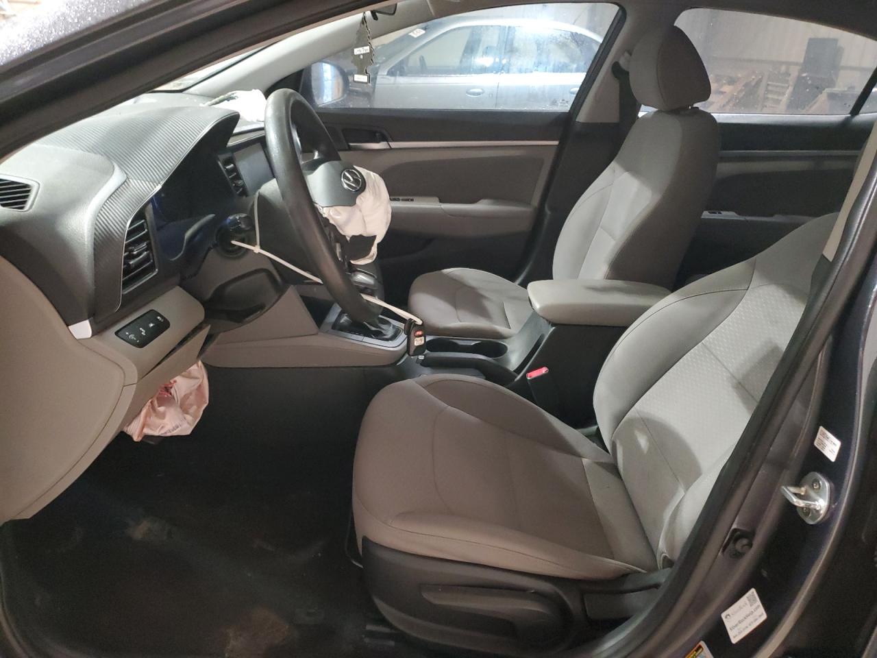 2020 Hyundai Elantra - Image 7