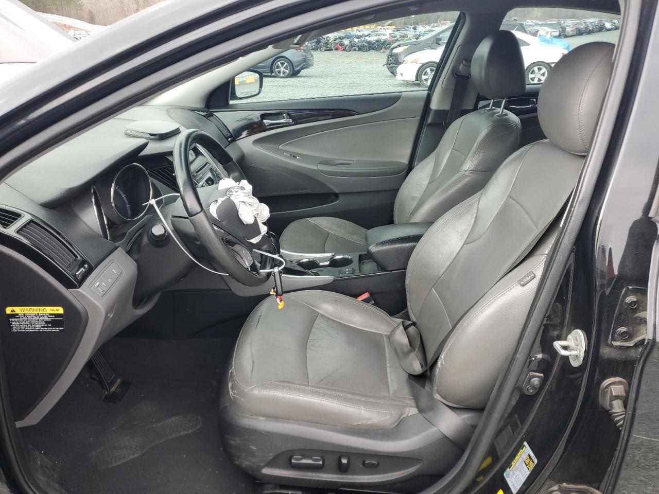 2012 Hyundai Sonata - Image 7