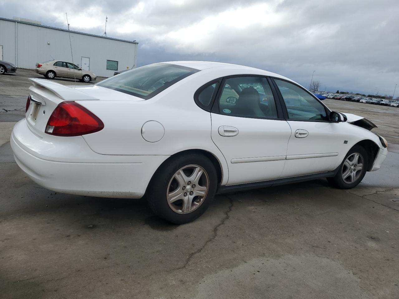 2001 Ford Taurus - Image 3