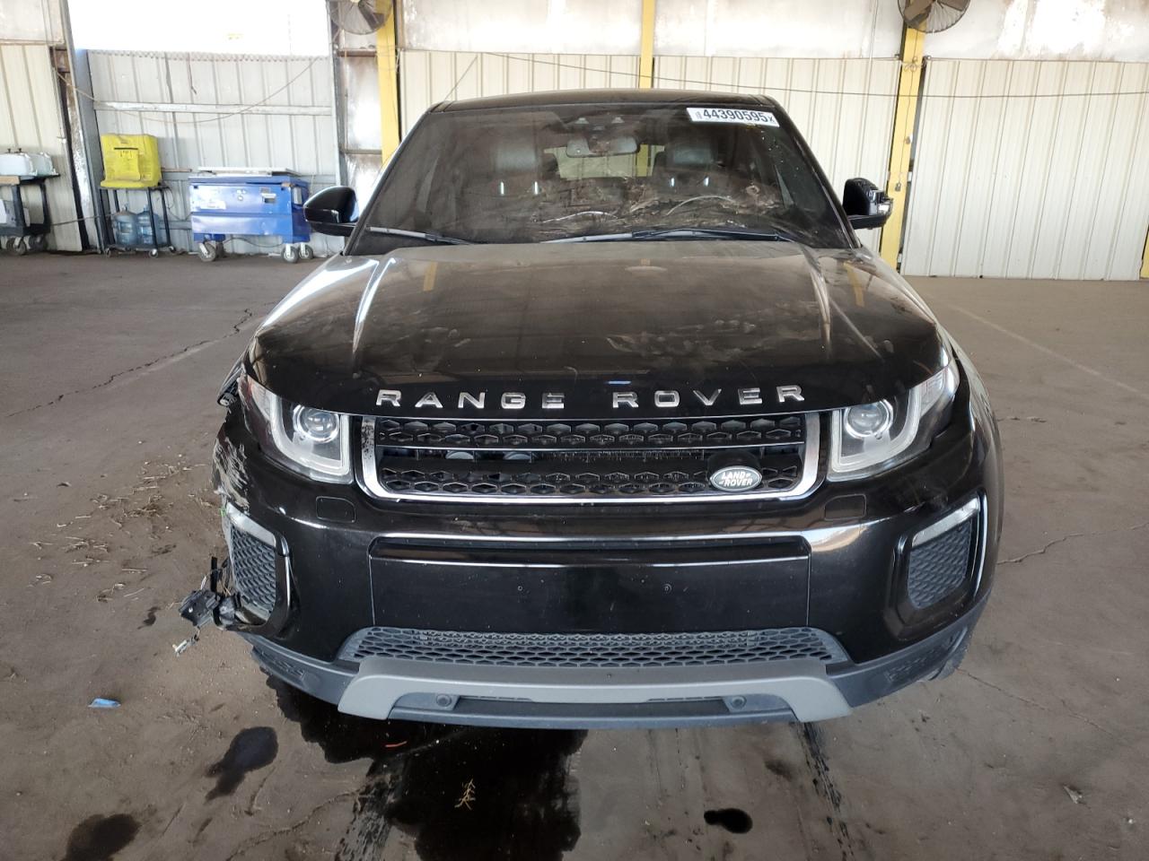 2016 Land Rover Range Rover - Image 5