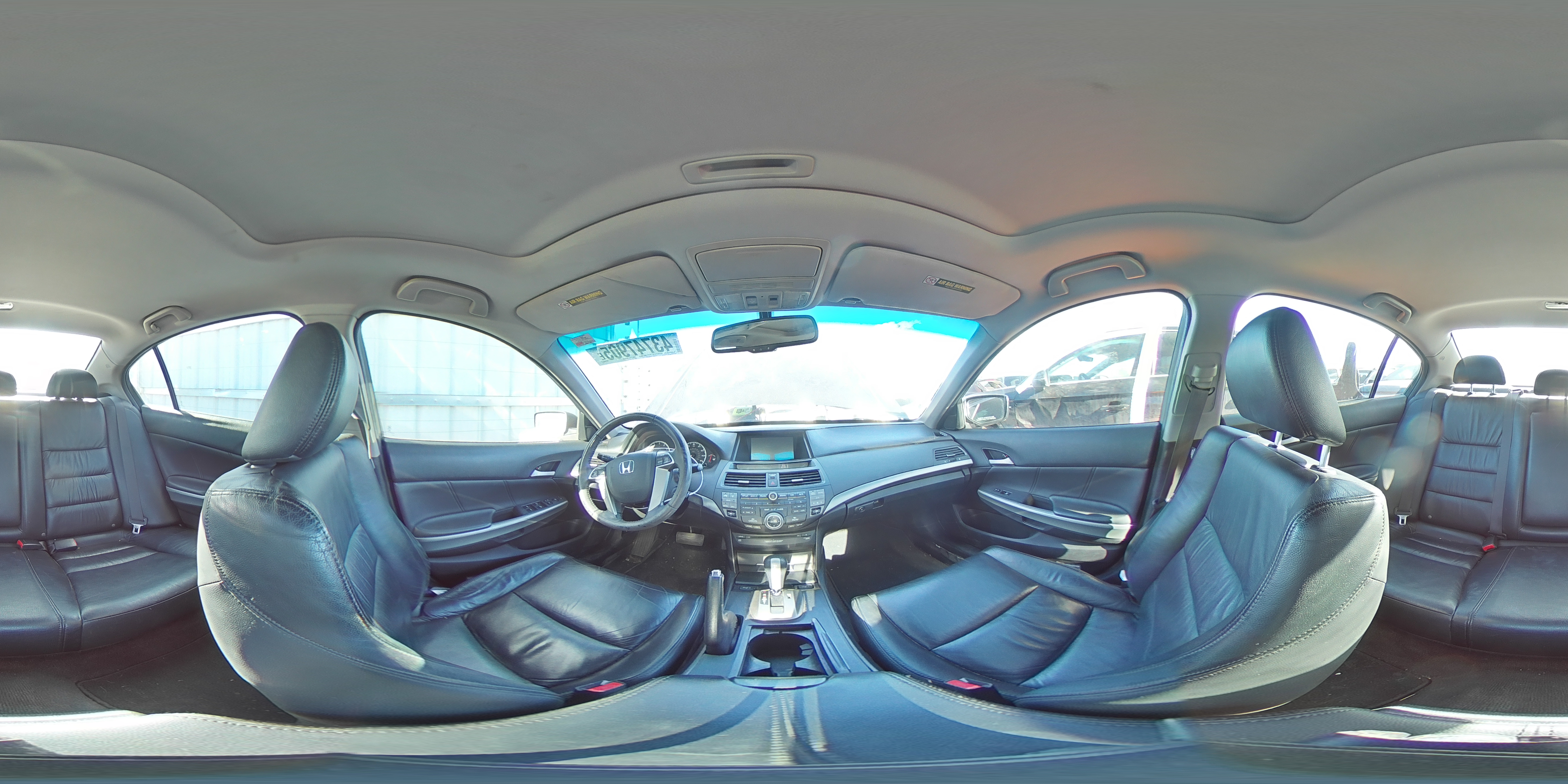 2009 Honda Accord - Image 13