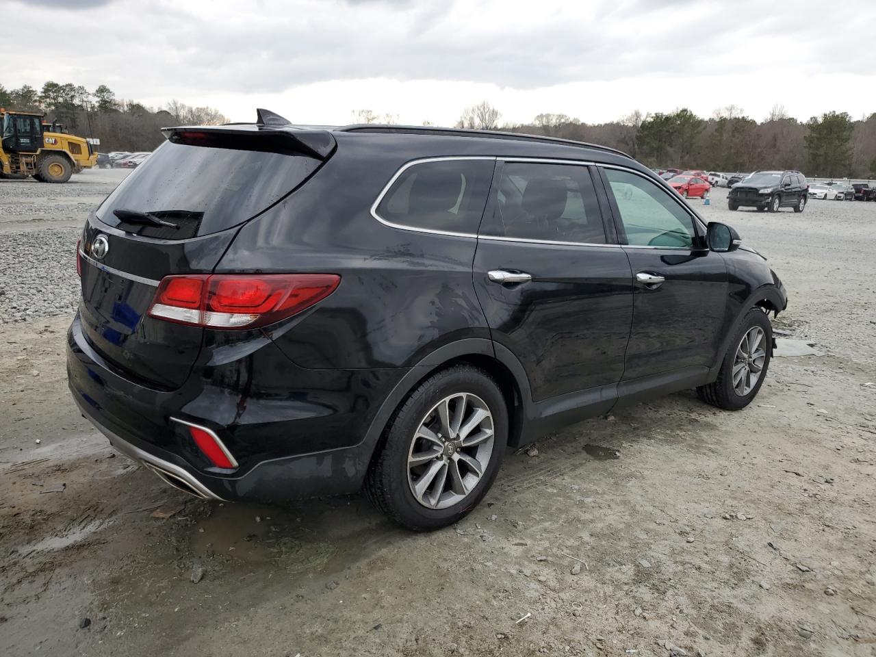 2018 Hyundai Santa Fe - Image 3