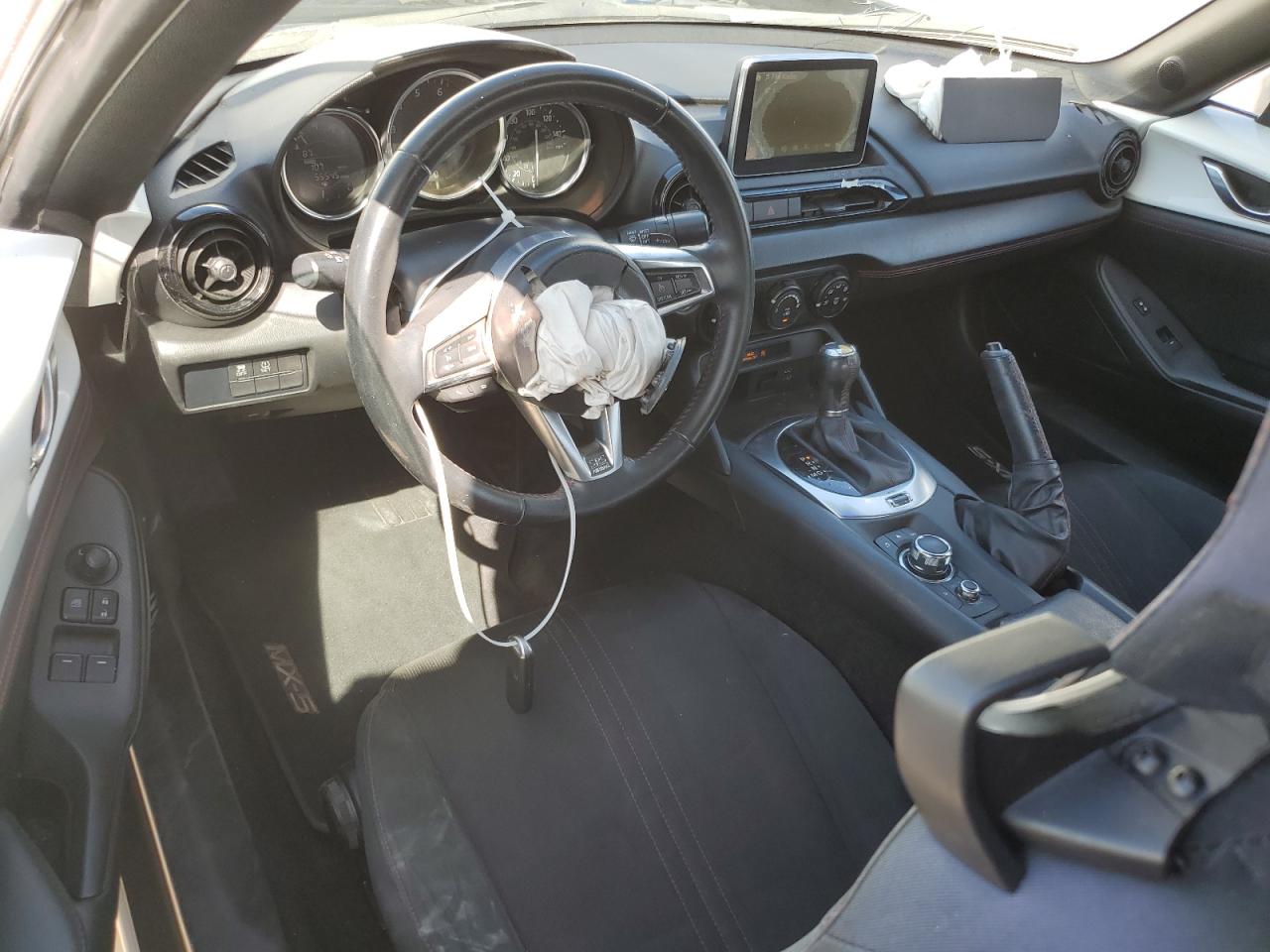 2016 Mazda MX-5 - Image 8